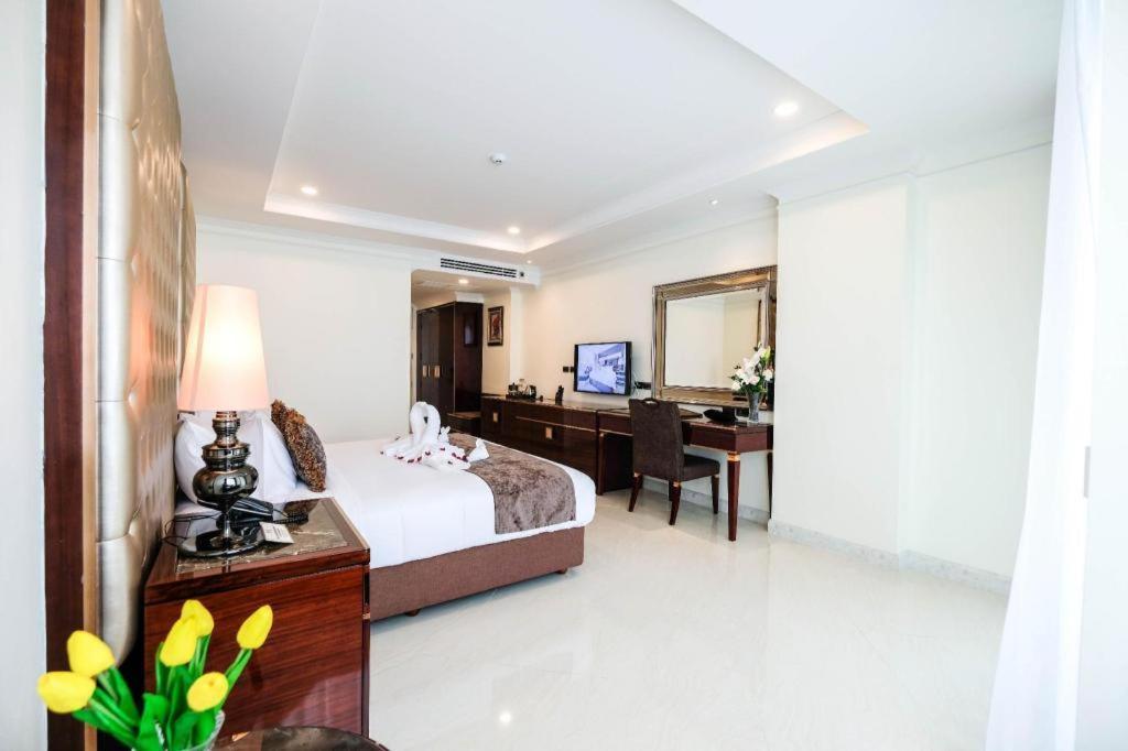 Lk Grand Empire Pattaya