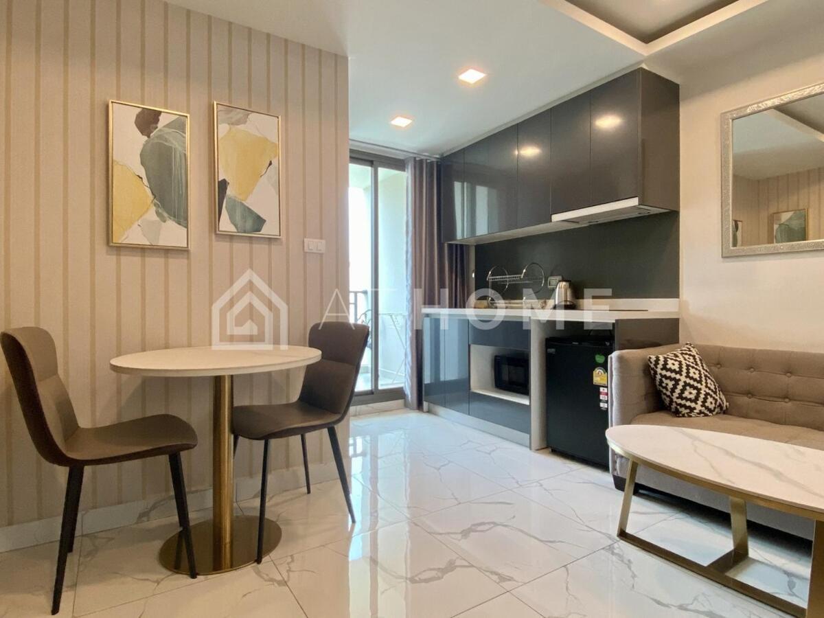 1-bedroom Arcadia Center 702 * Pattaya