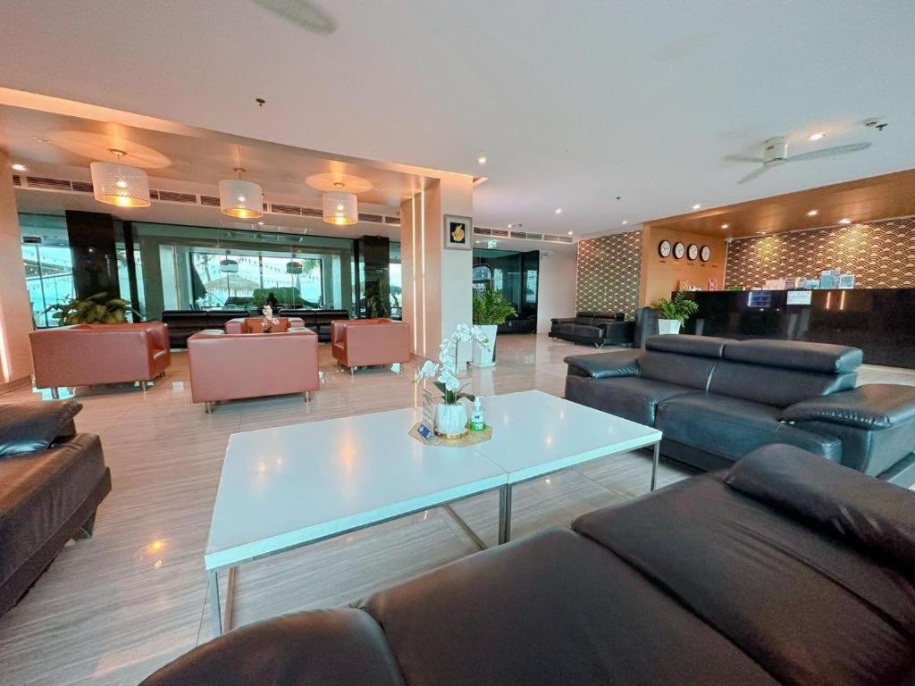 Hotel Golden Dragon 3*