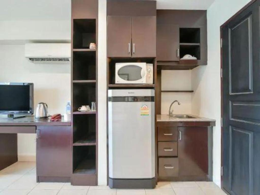 M Place 2*