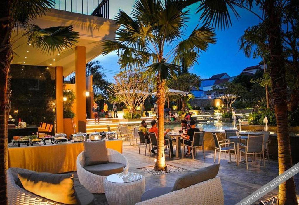 Grand Scenaria 4* Pattaya