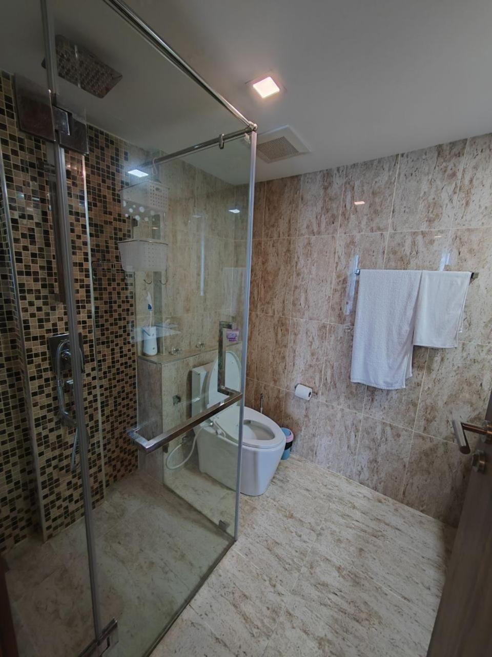 1 Bedroom Grand Avenue * Pattaya