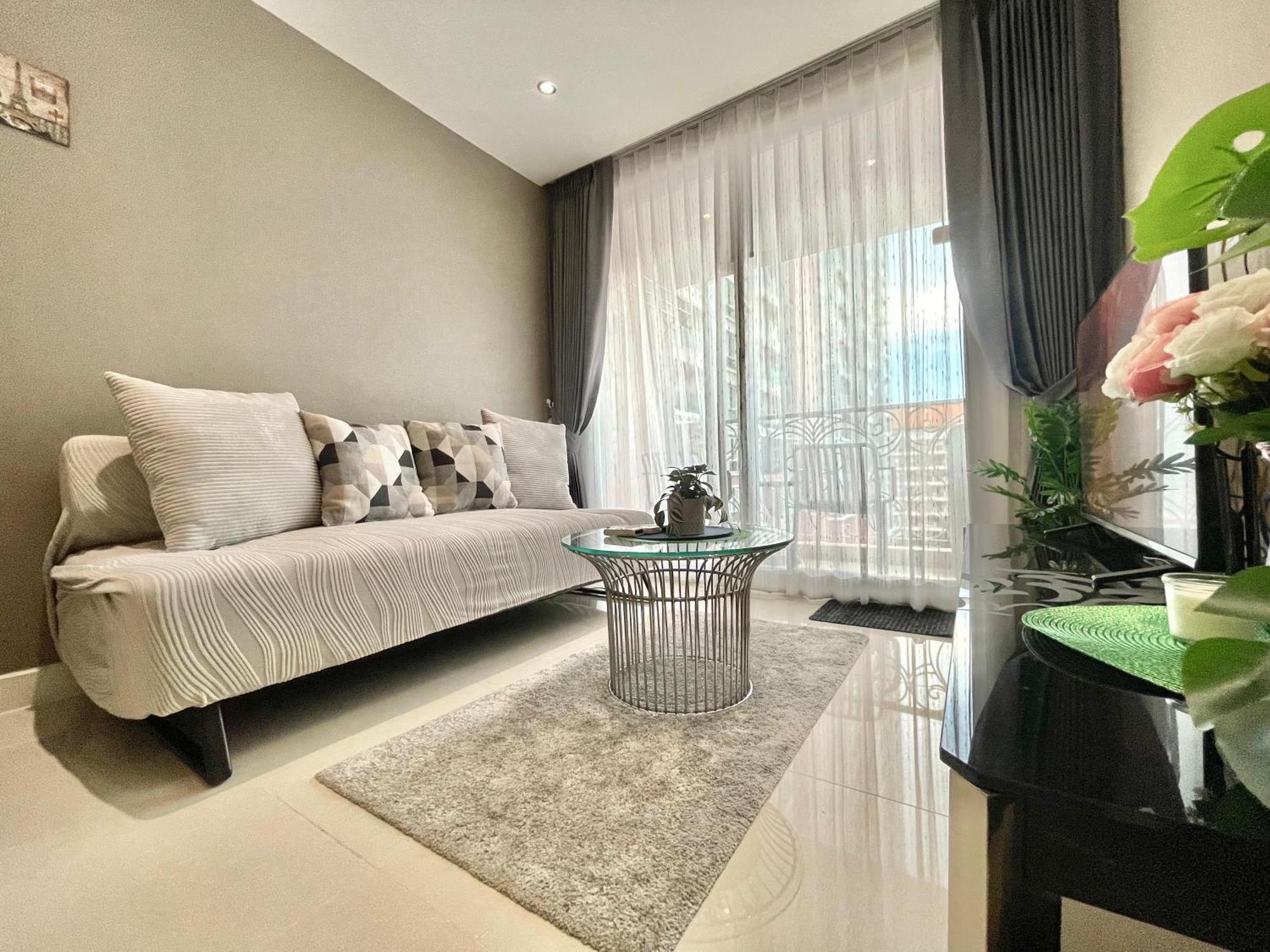Apartment With Waterpark