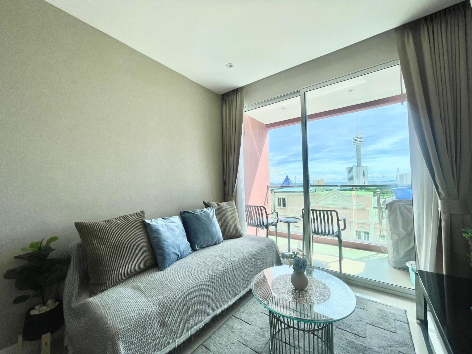 With Waterpark Apartment Pattaya
