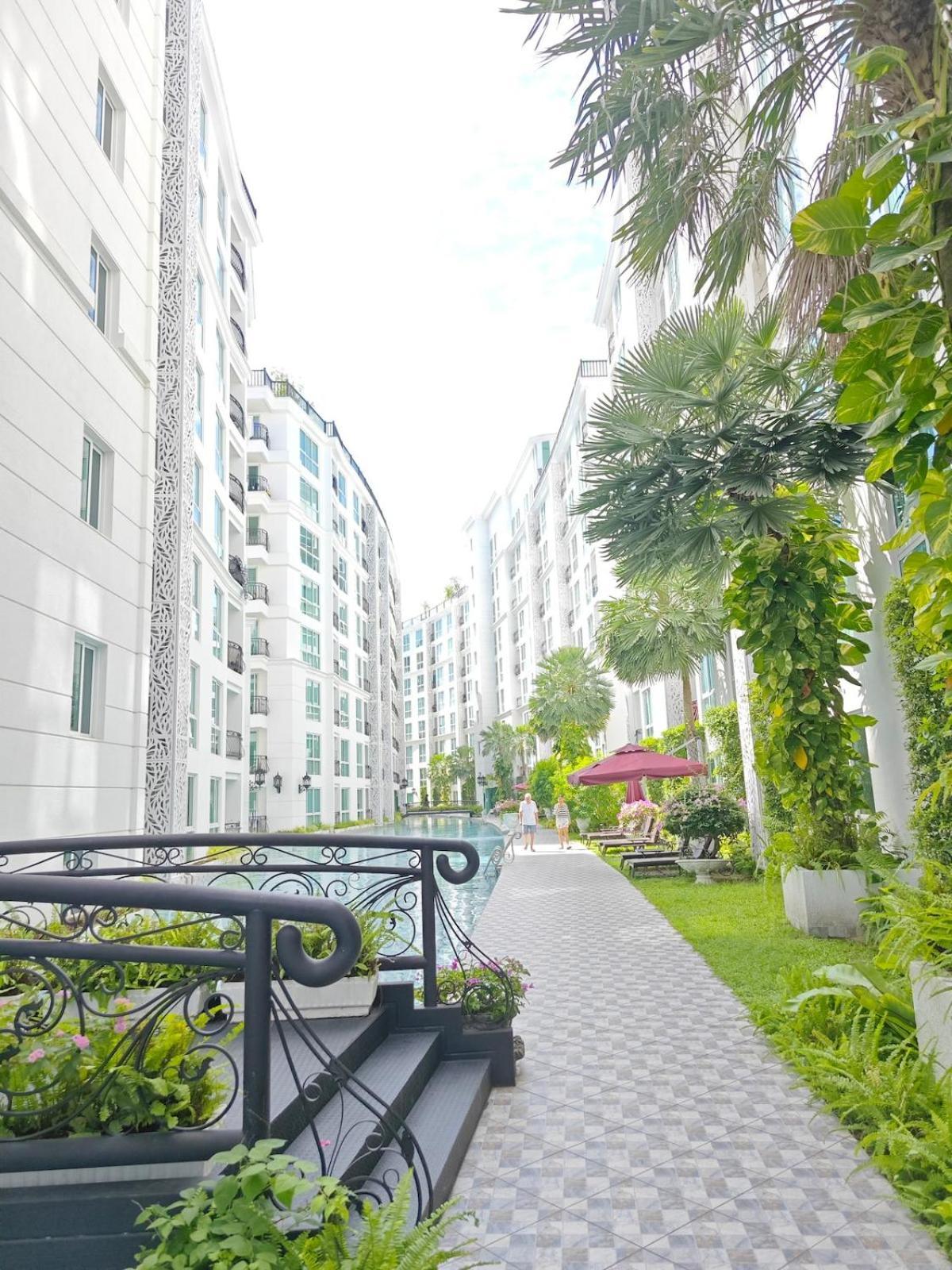 Apartment Garden Olympus Pattaya