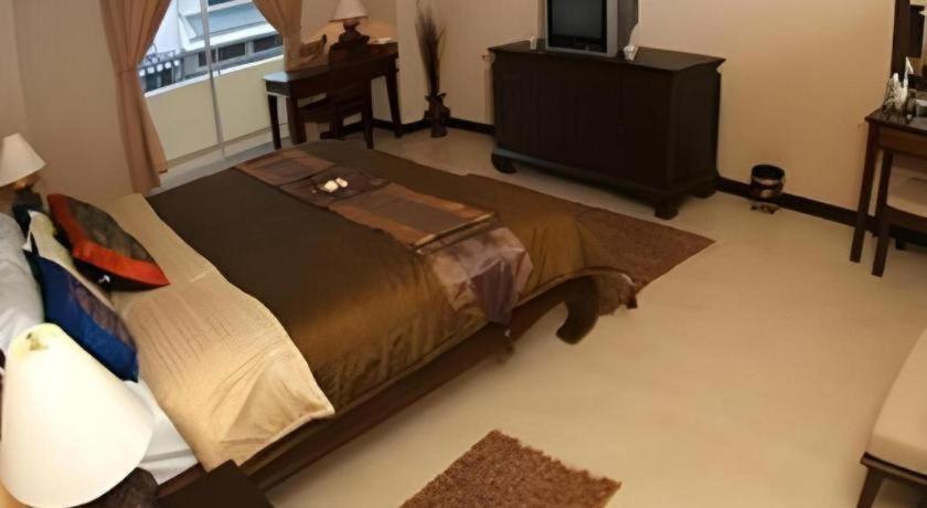 R-con 3* Pattaya