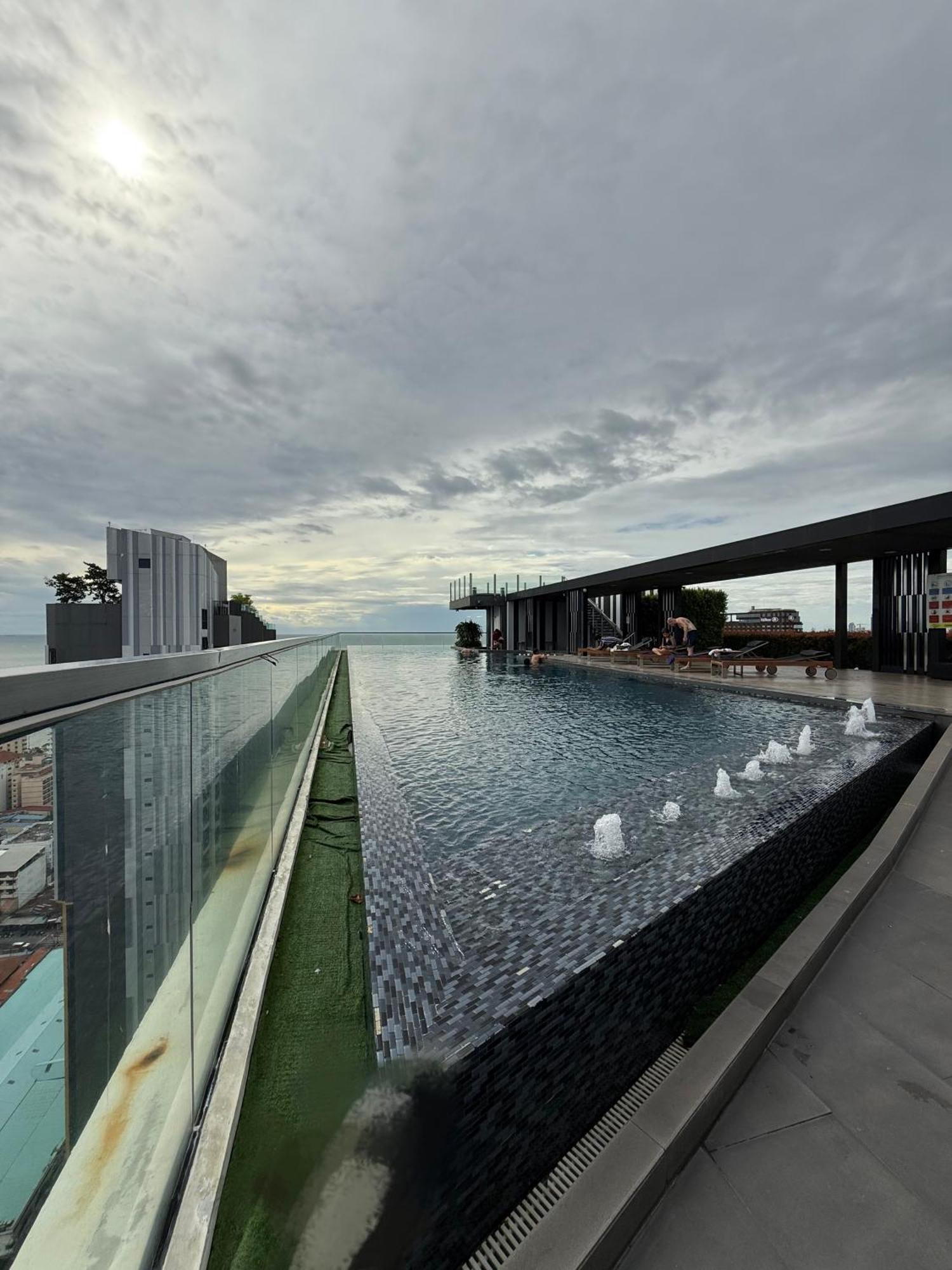 Pattyay The Base Ab * Pattaya