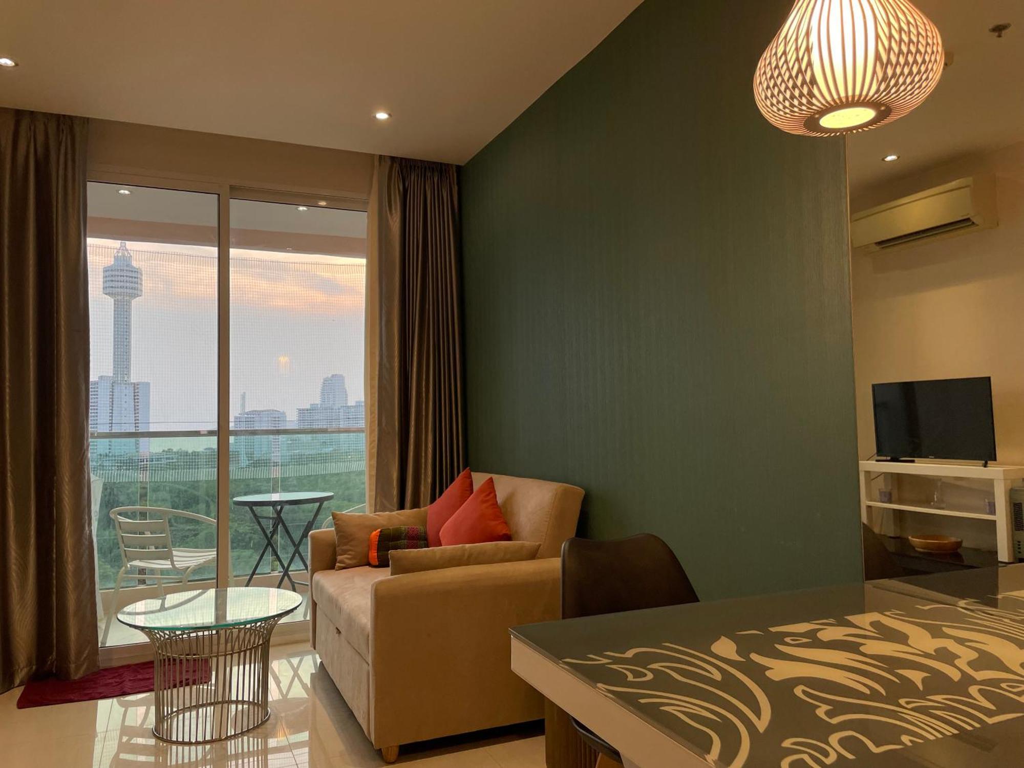 Sea View Free Wifi Apartment Pattaya