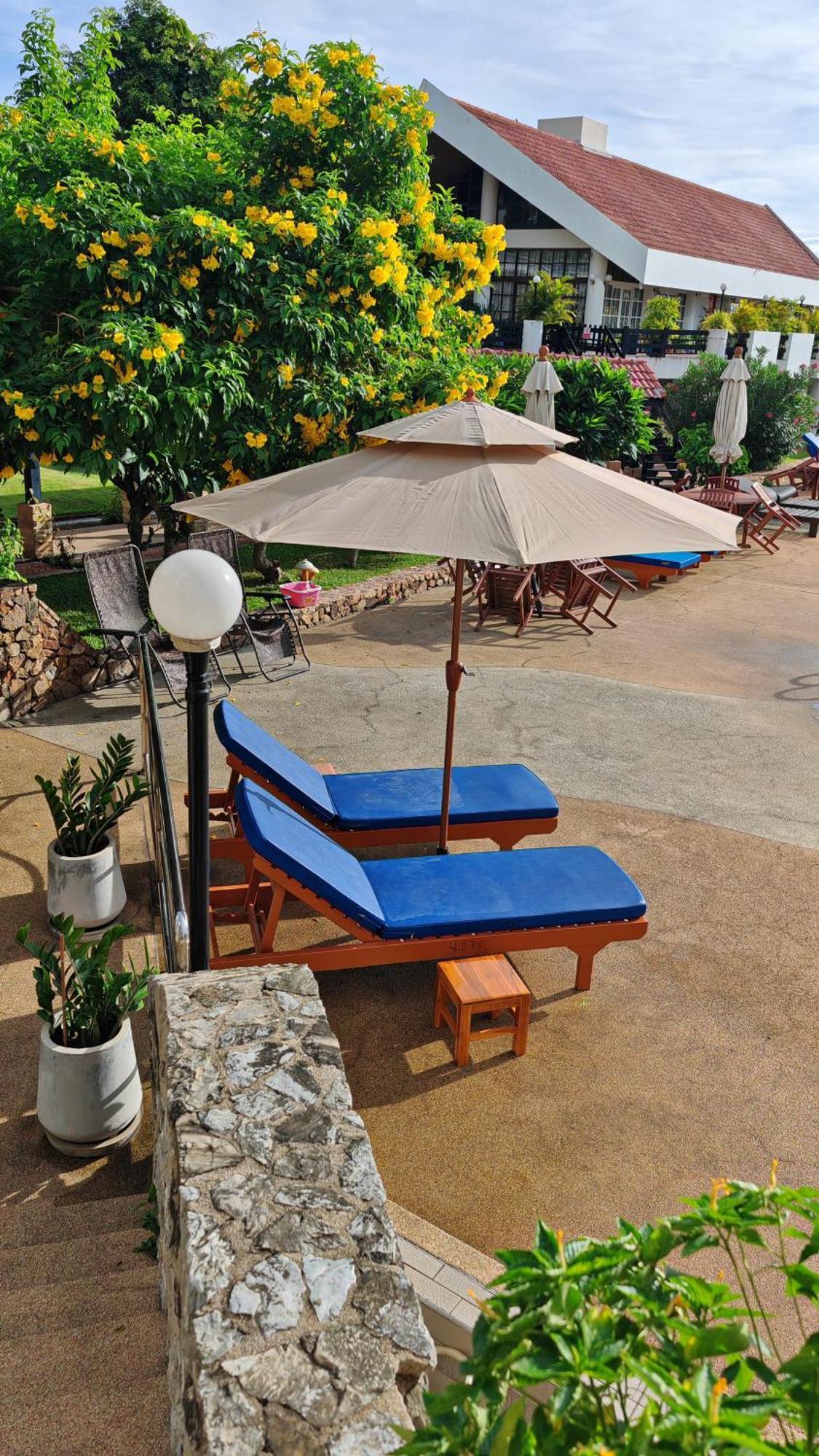 Beachfront Seaview * Pattaya