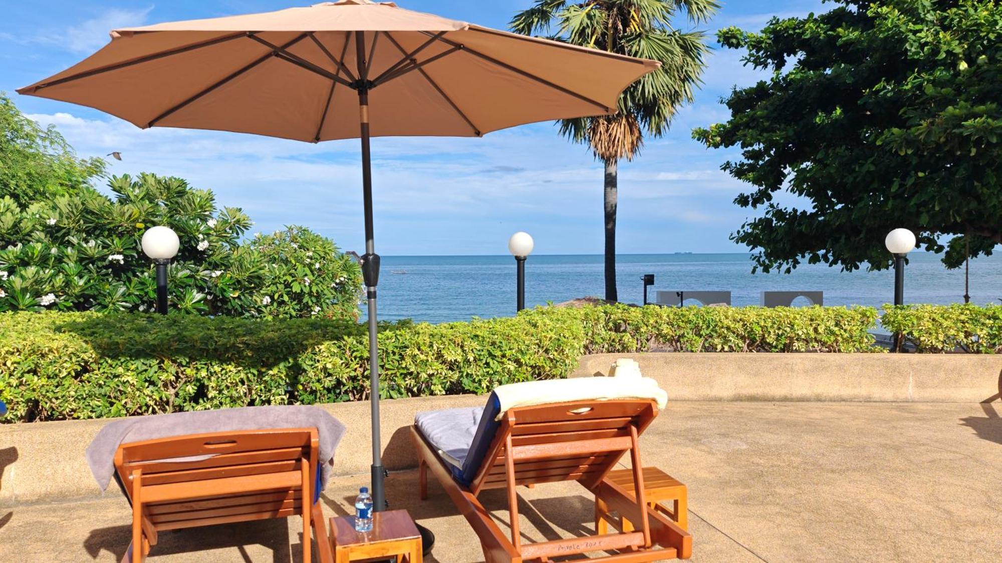 Apartment Beachfront Seaview