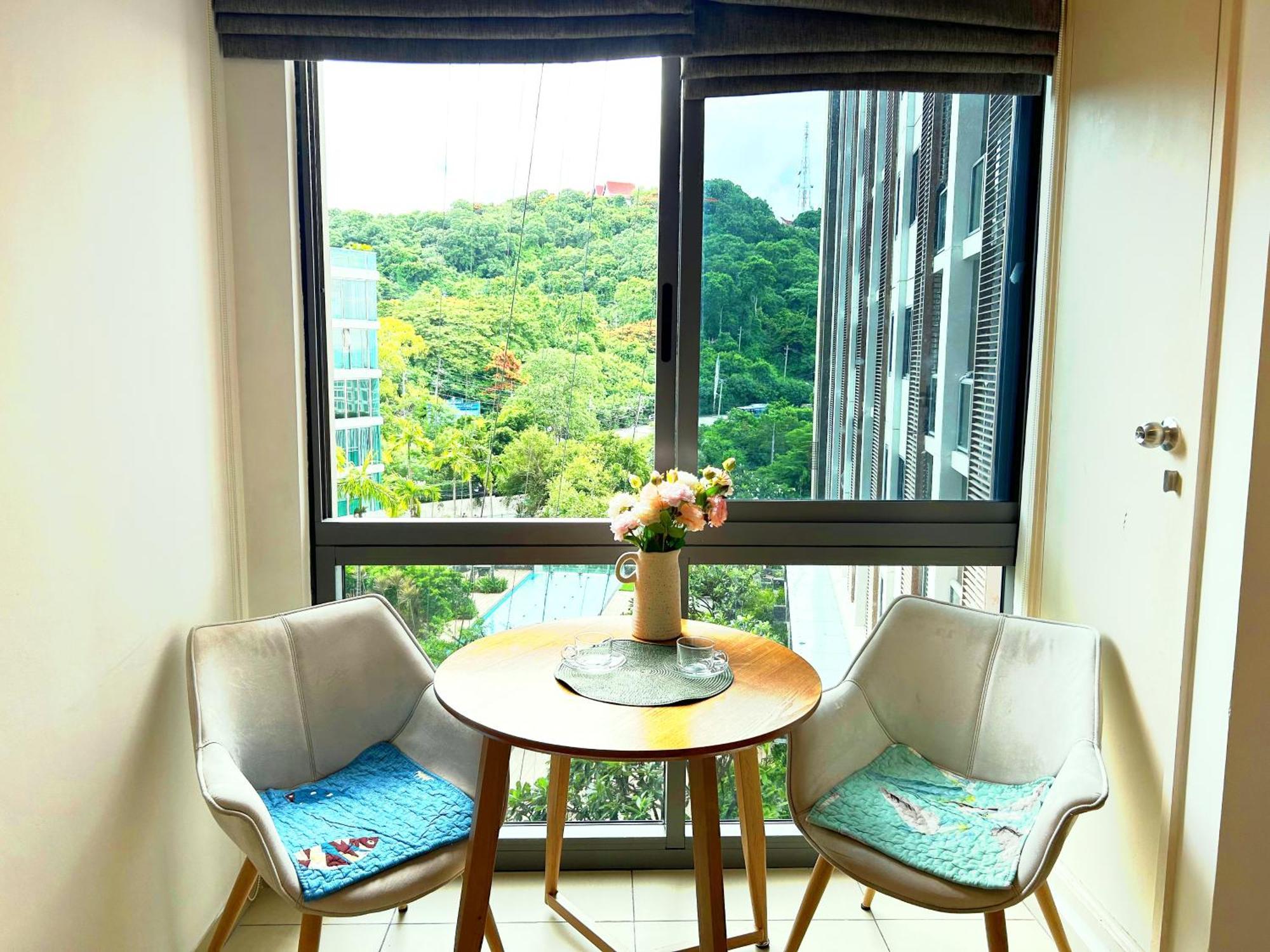Unixx Sea View Apartment Pattaya