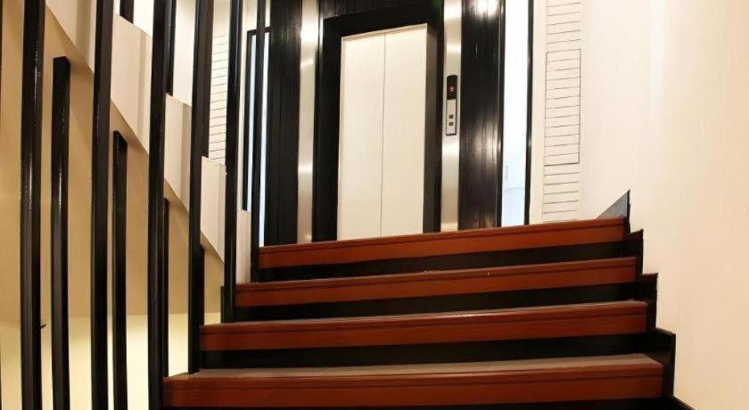 Punyapha Place Hotel 3*