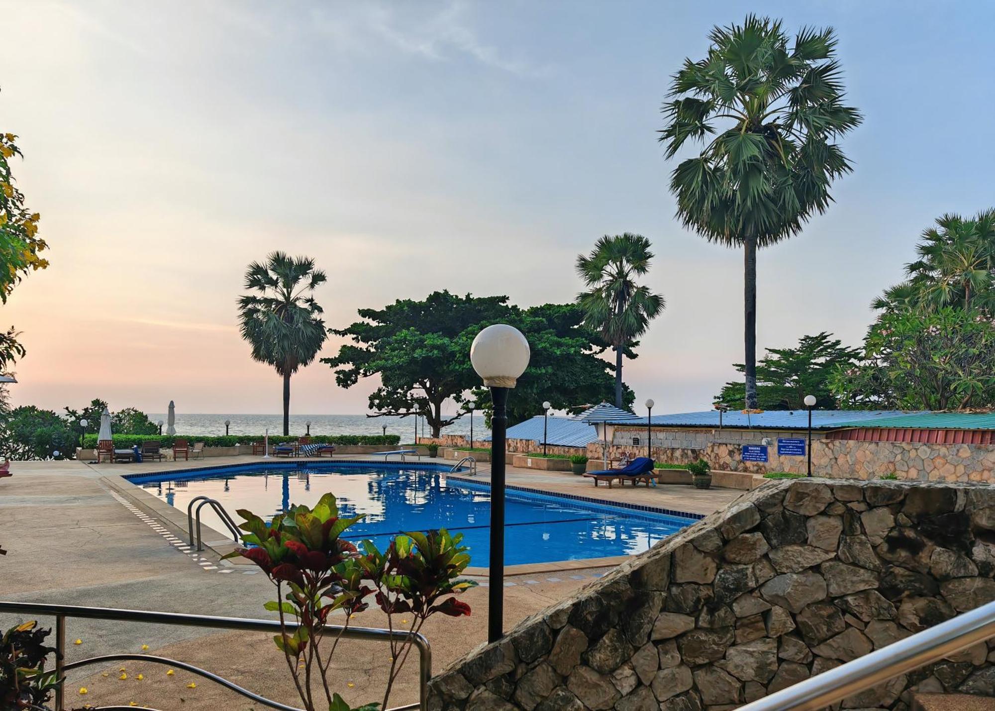 Beachfront Seaview