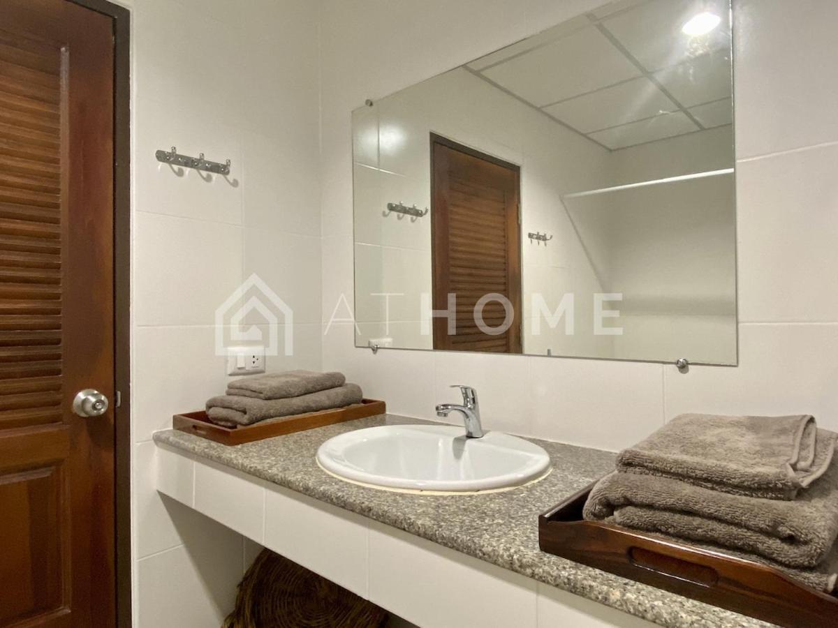 Apartment Sea View View Talay 7 *