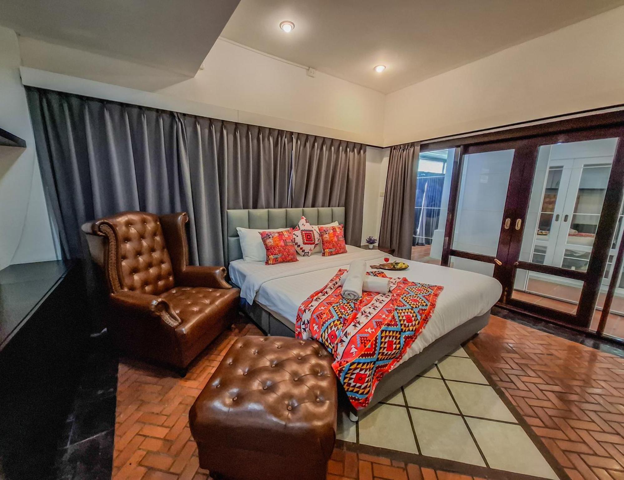 Villa Thabali Oasis:3bhk Private Pool + Sauna