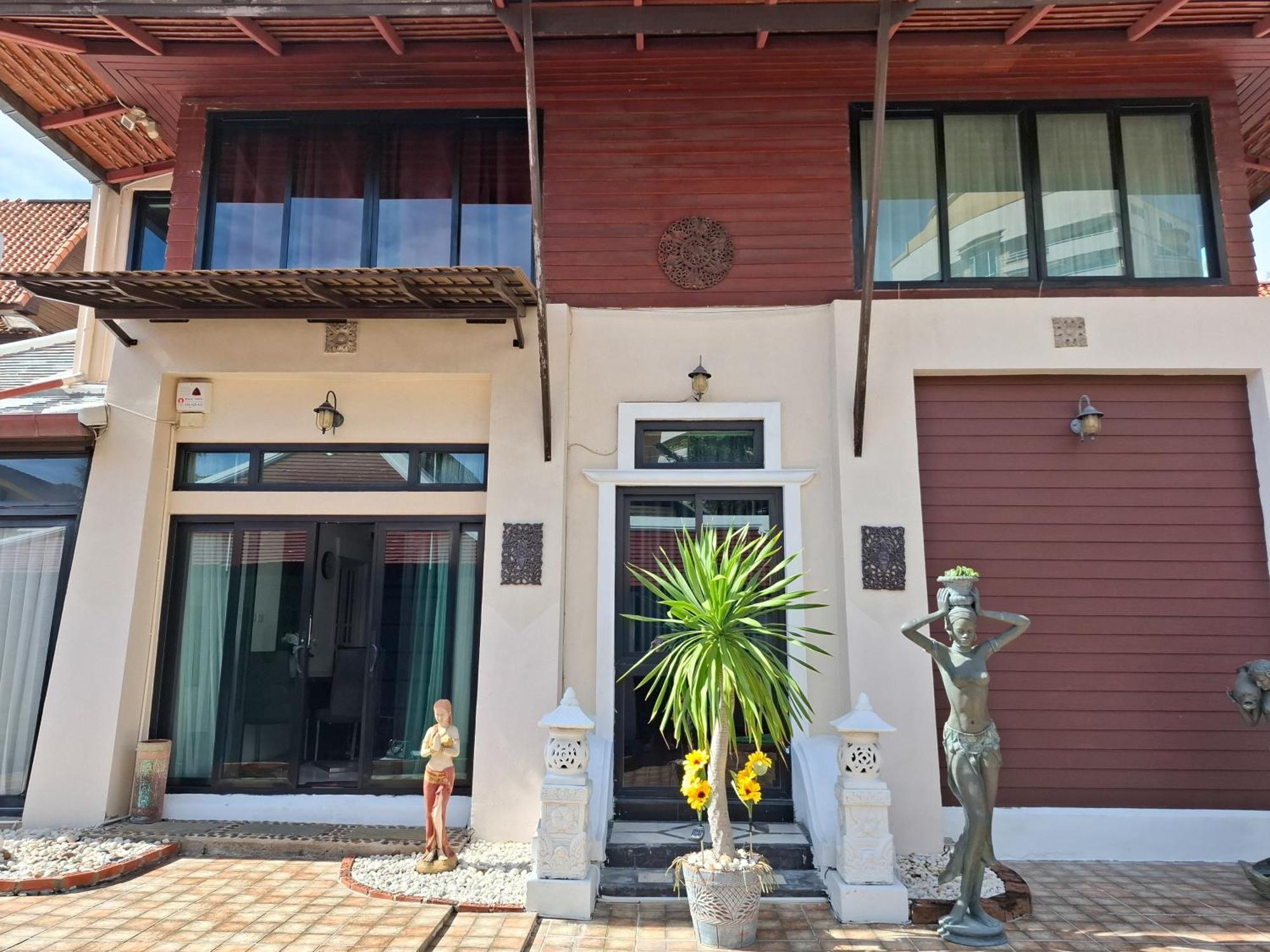 Villa Thabali Oasis:3bhk Private Pool + Sauna *