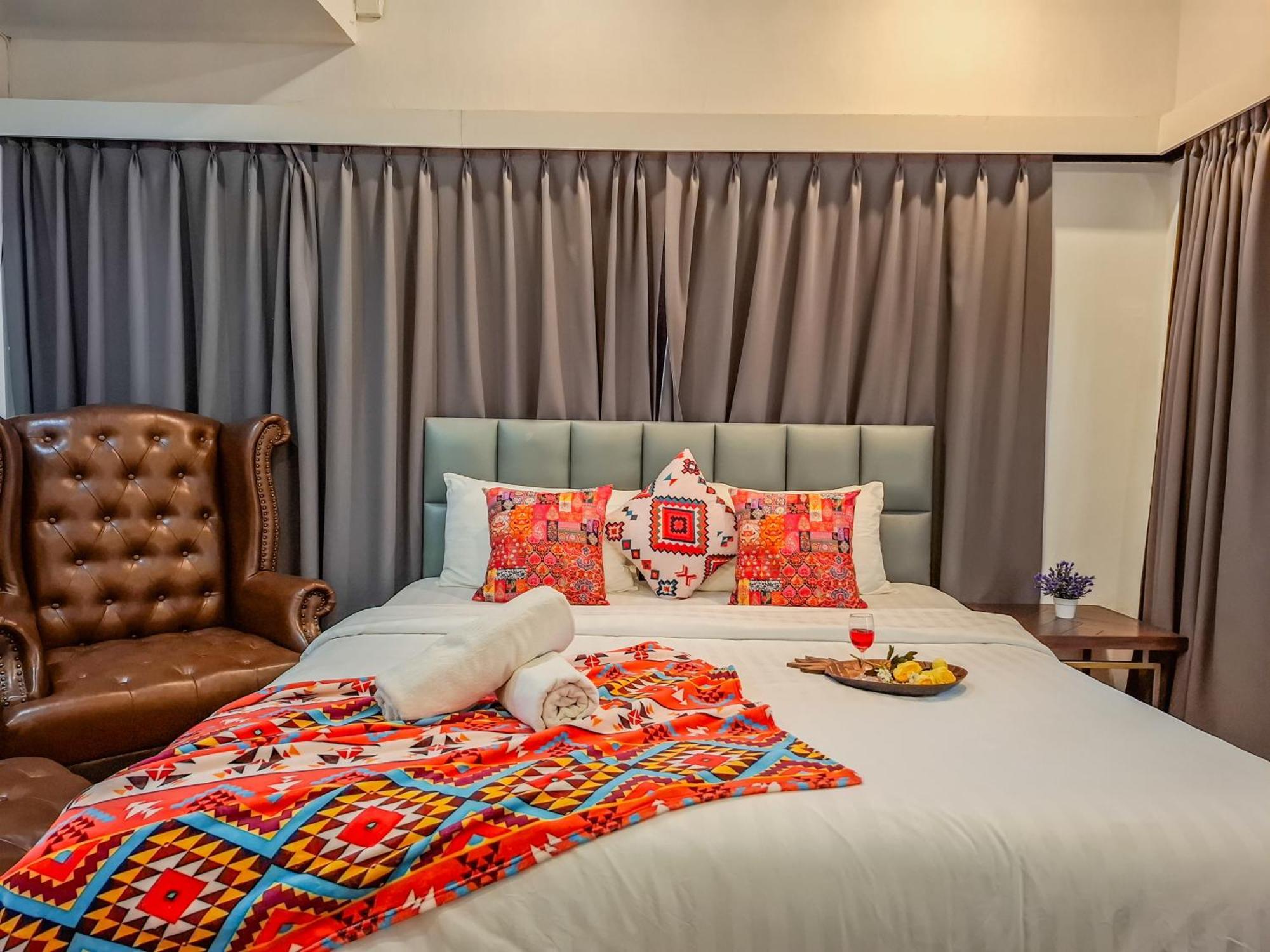 Villa Thabali Oasis:3bhk Private Pool + Sauna *