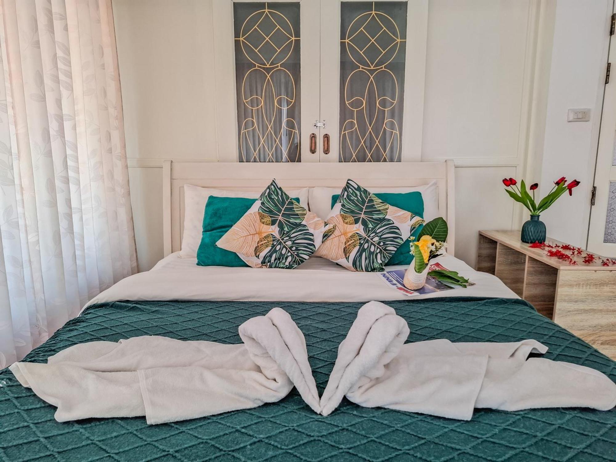 Villa Thabali Oasis:3bhk Private Pool + Sauna Pattaya