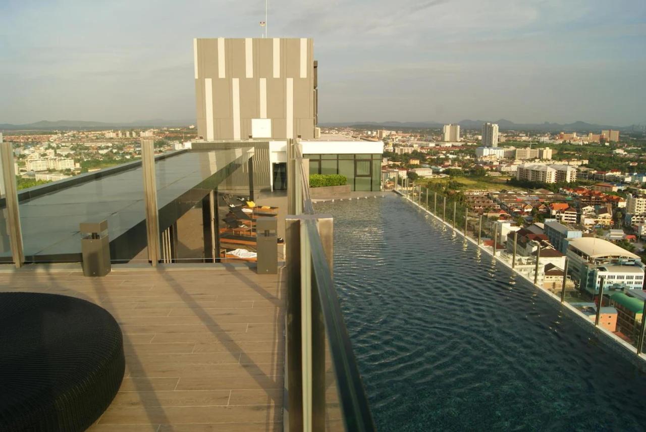 Apartment Bright Modern 1 Bedroom Chic Design Pattaya