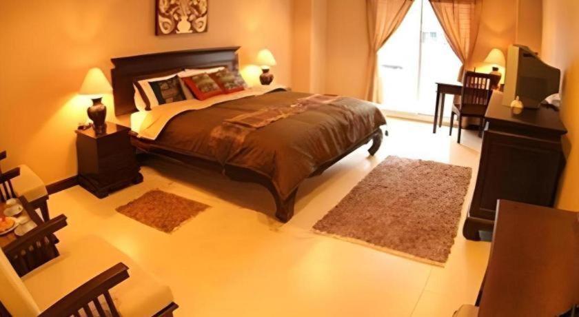 R-con 3* Pattaya