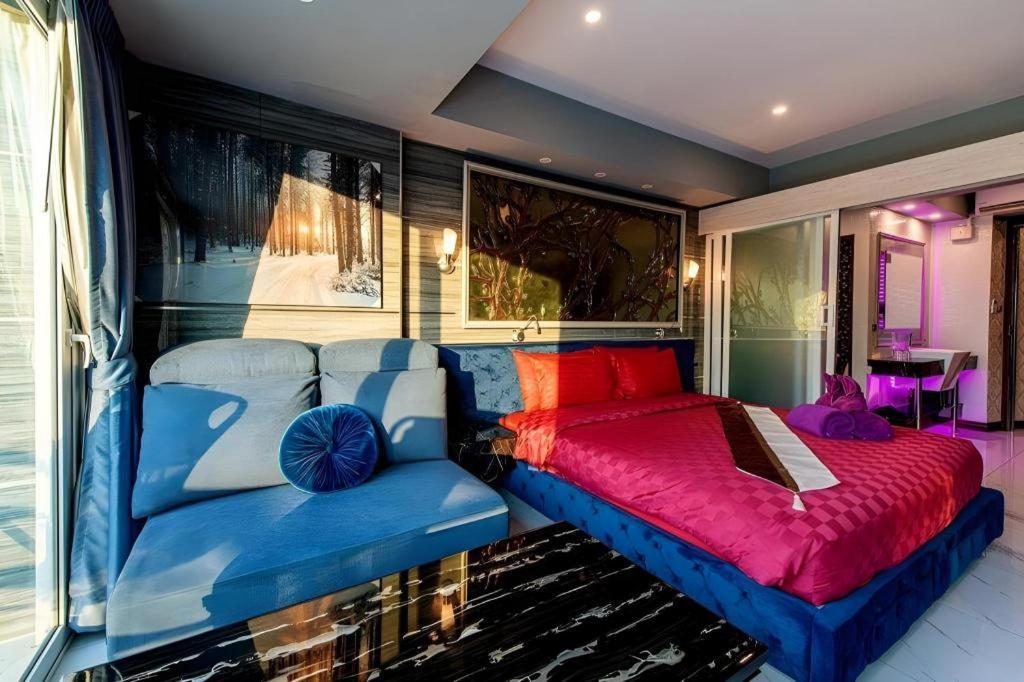 The Globe Hotel, Bar & Restaurant 3* Pattaya