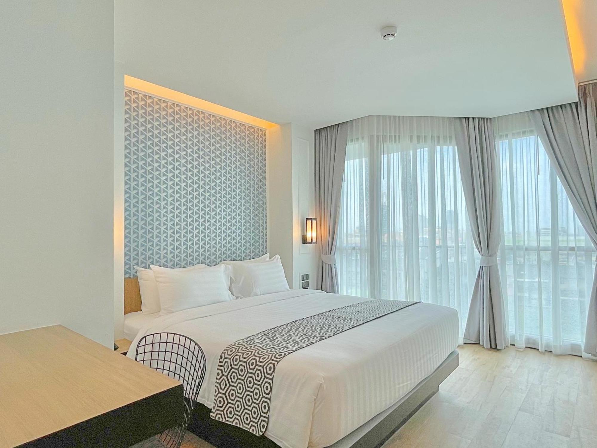 Hotel Chezzotel 4*