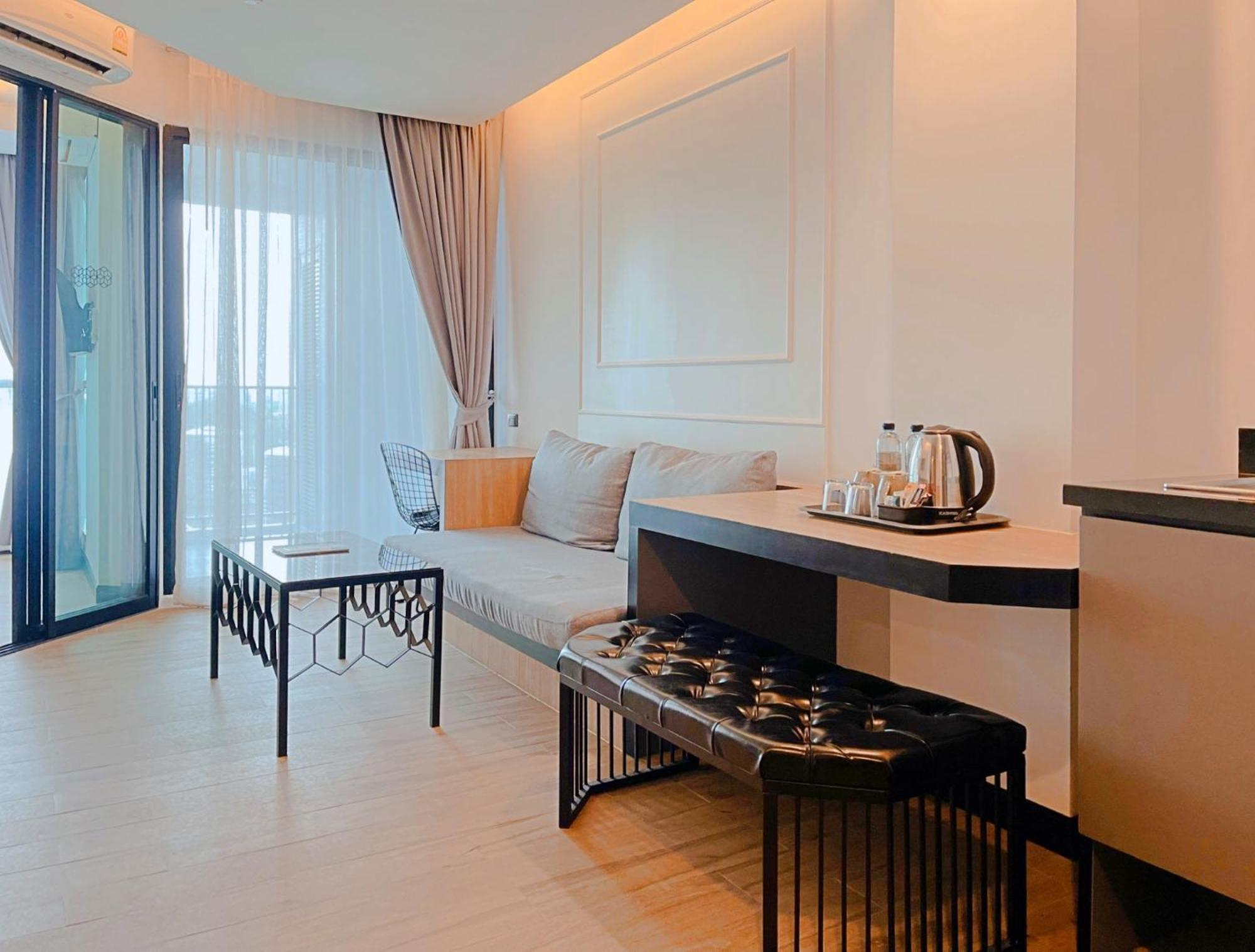 Chezzotel Hotel 4*