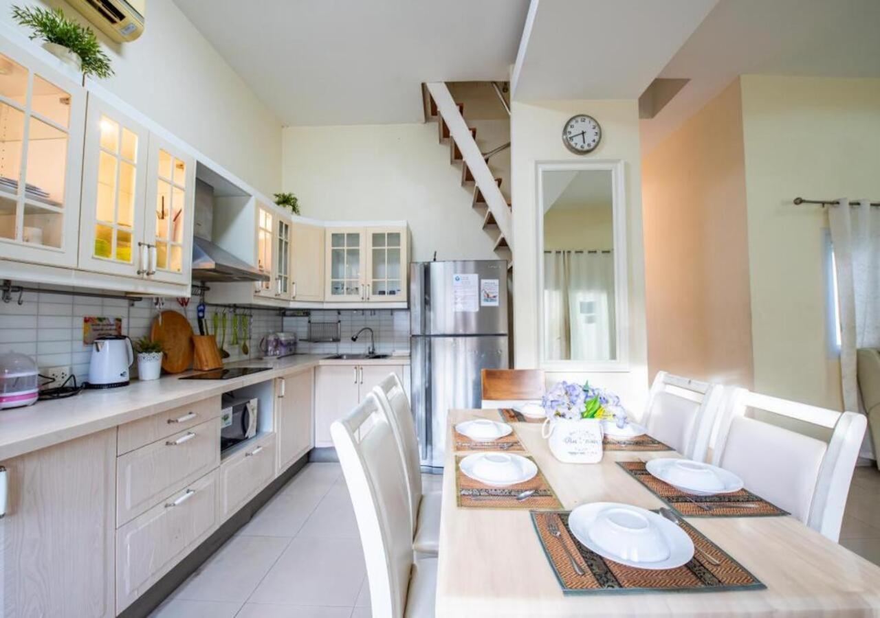 Villa Happy N Joy Pool Near Jomtien On Thepprasit Road Pattaya