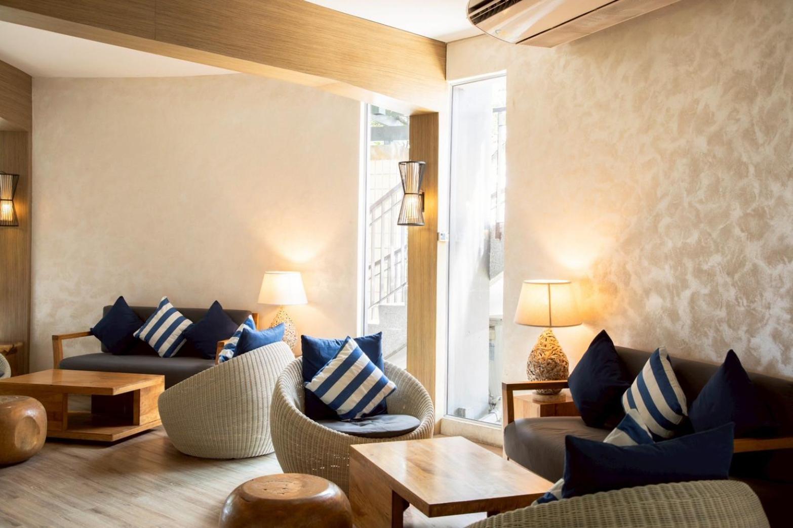 The Leela & Hotel 4*