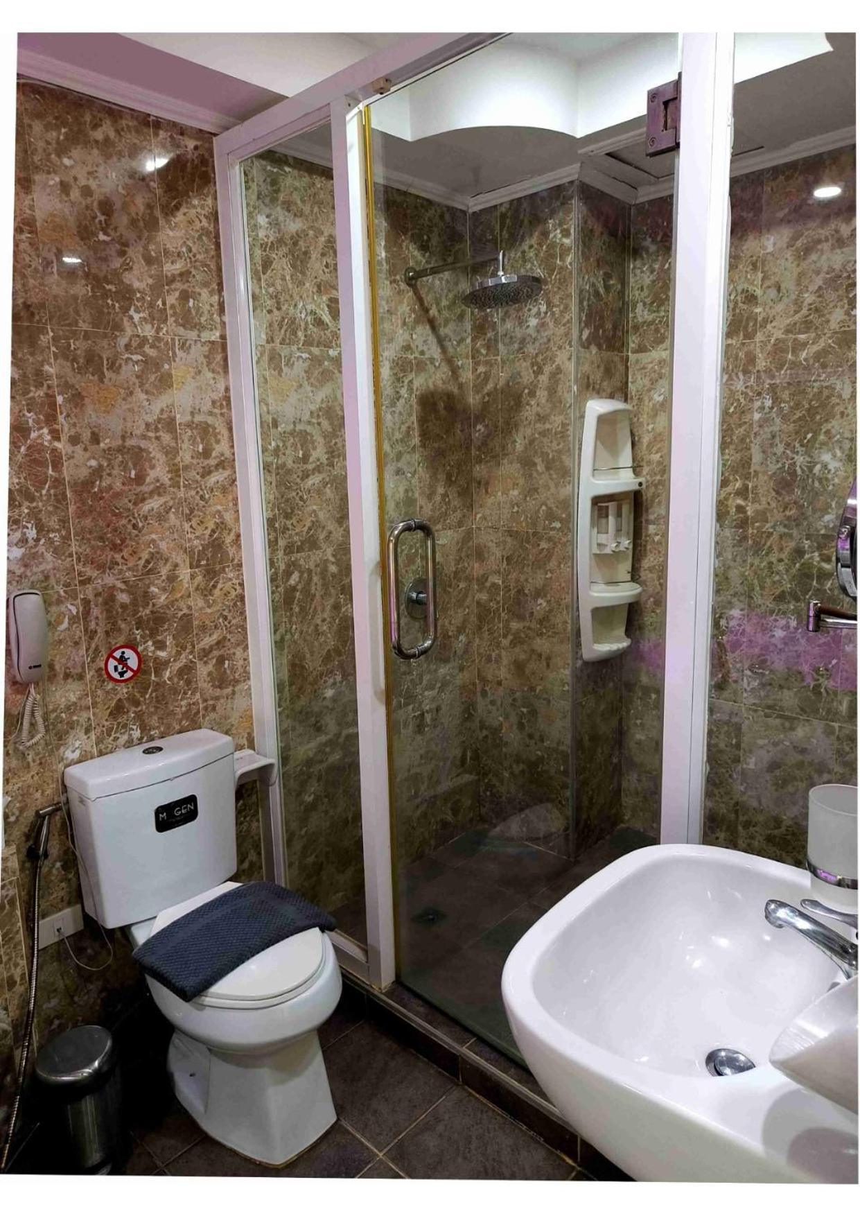 Titanic Residence-5 Minutes Walk To Walking Street Hotel Pattaya