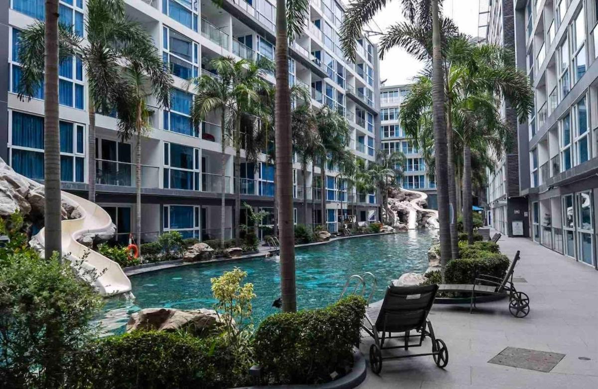 Centara 8th Floor Pattaya