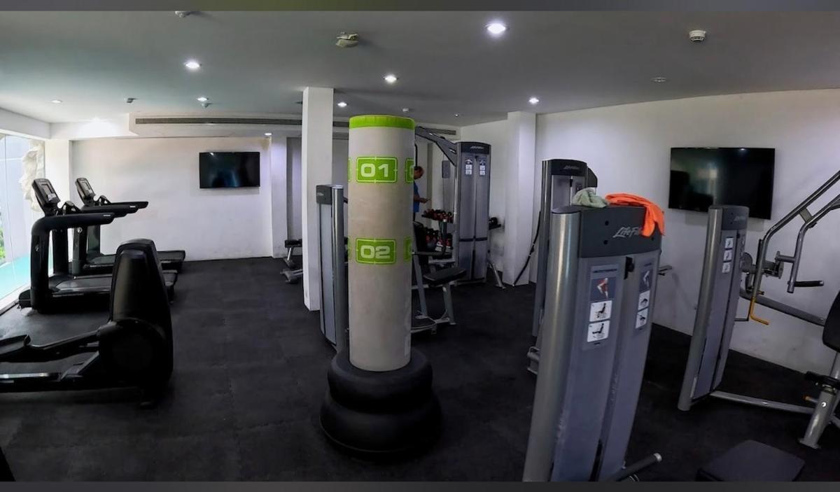 Centara 8th Floor Apartment *