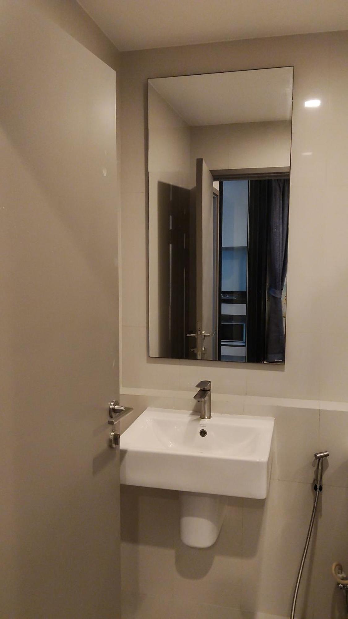 The Base - Washing Machine * Pattaya