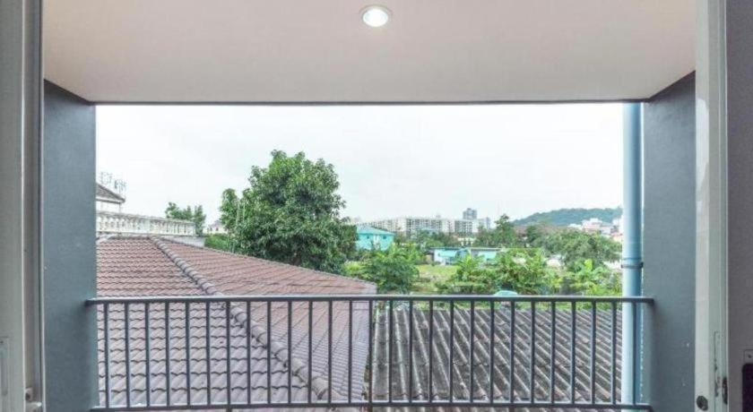 V Place 3* Pattaya