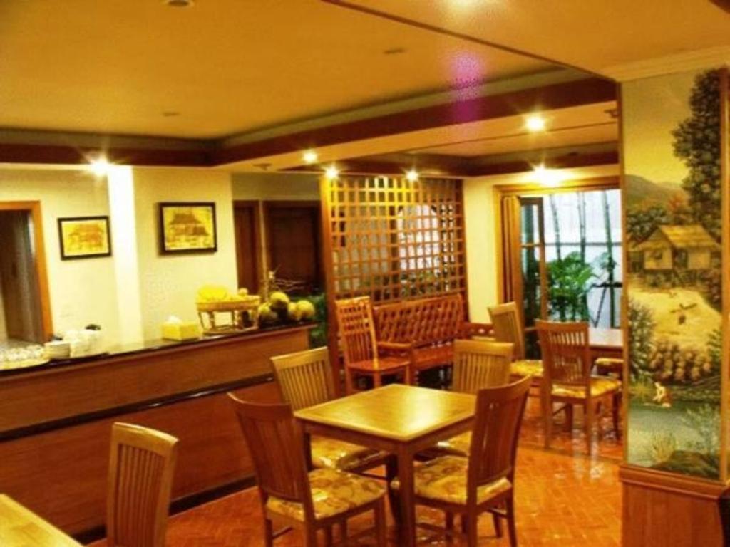 Chada Thai House