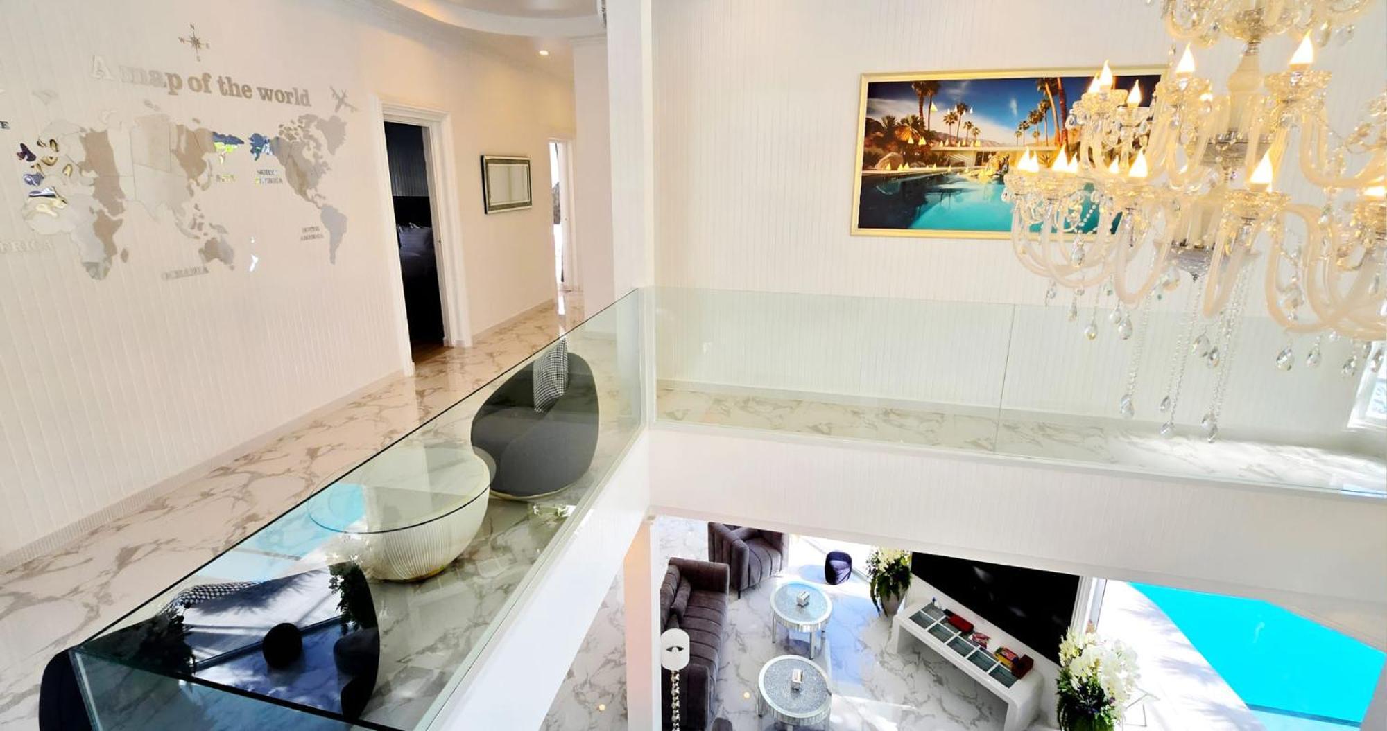 Nebuland Luxury Pool Walking Street 7 Bedrooms *