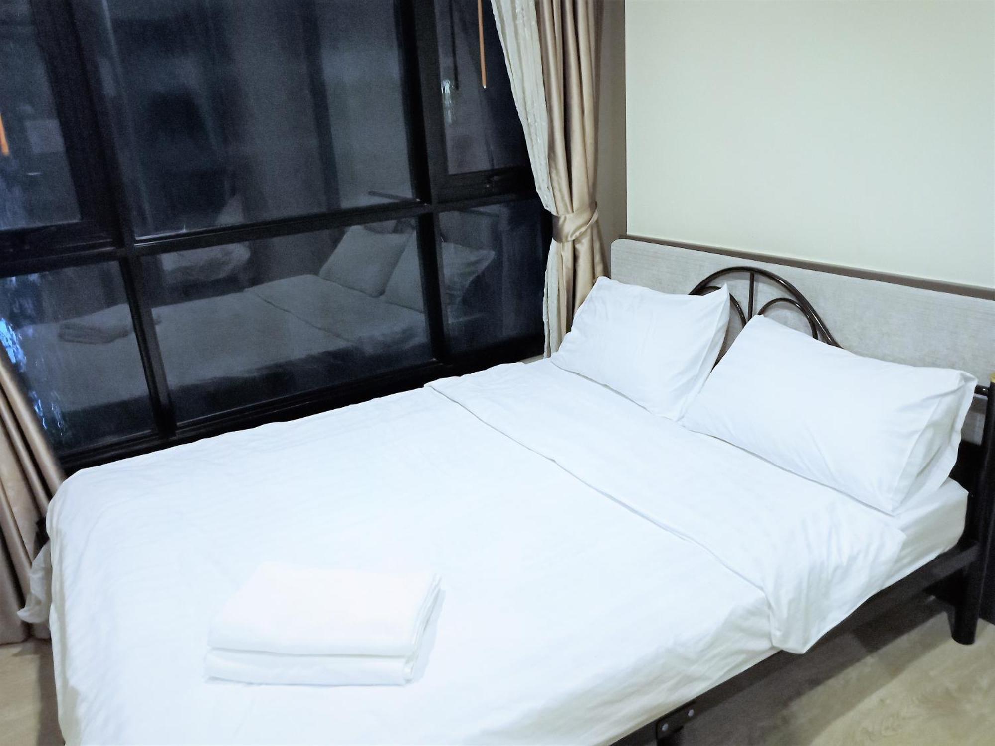 Apartment Llx At The Base Pattaya