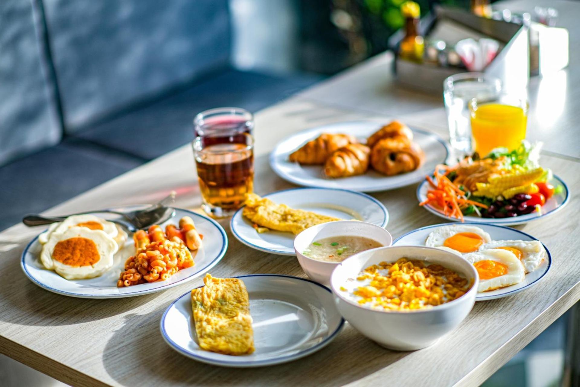 Express By Ihg Hotel