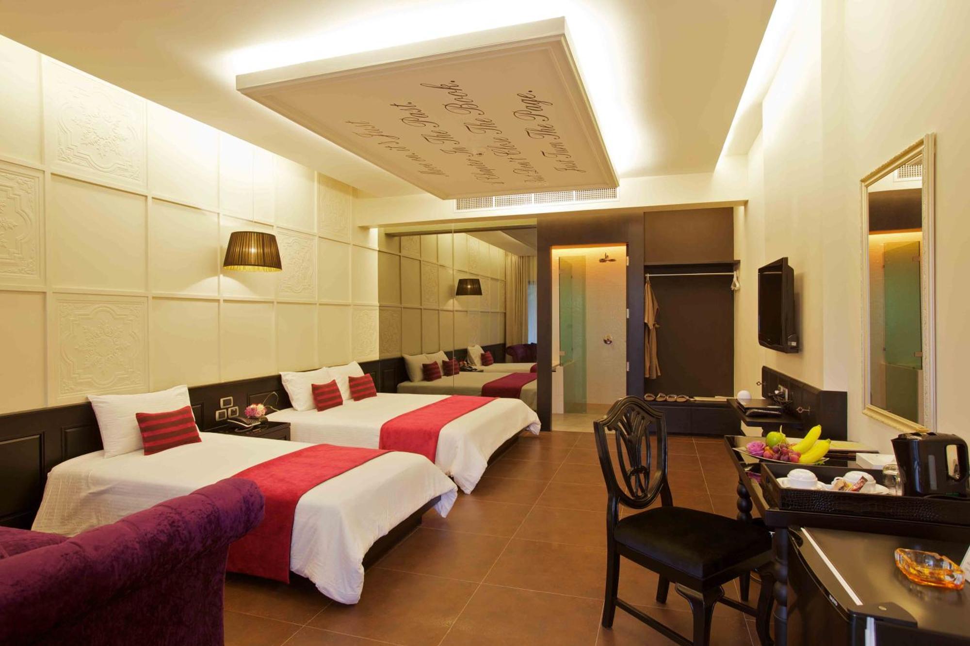 Long Garden & Pavilions 5*