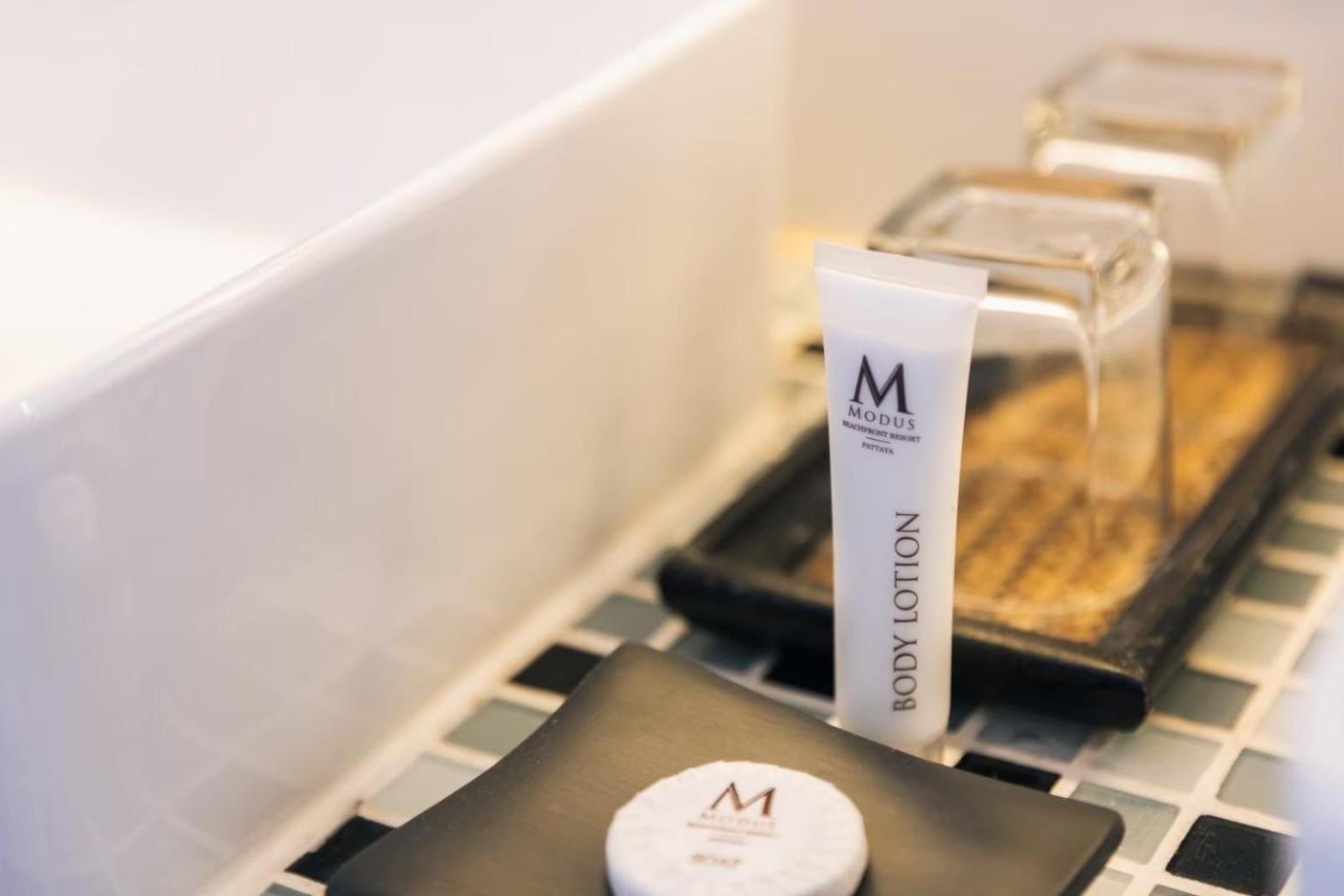 Resort Modus Beachfront Pattaya