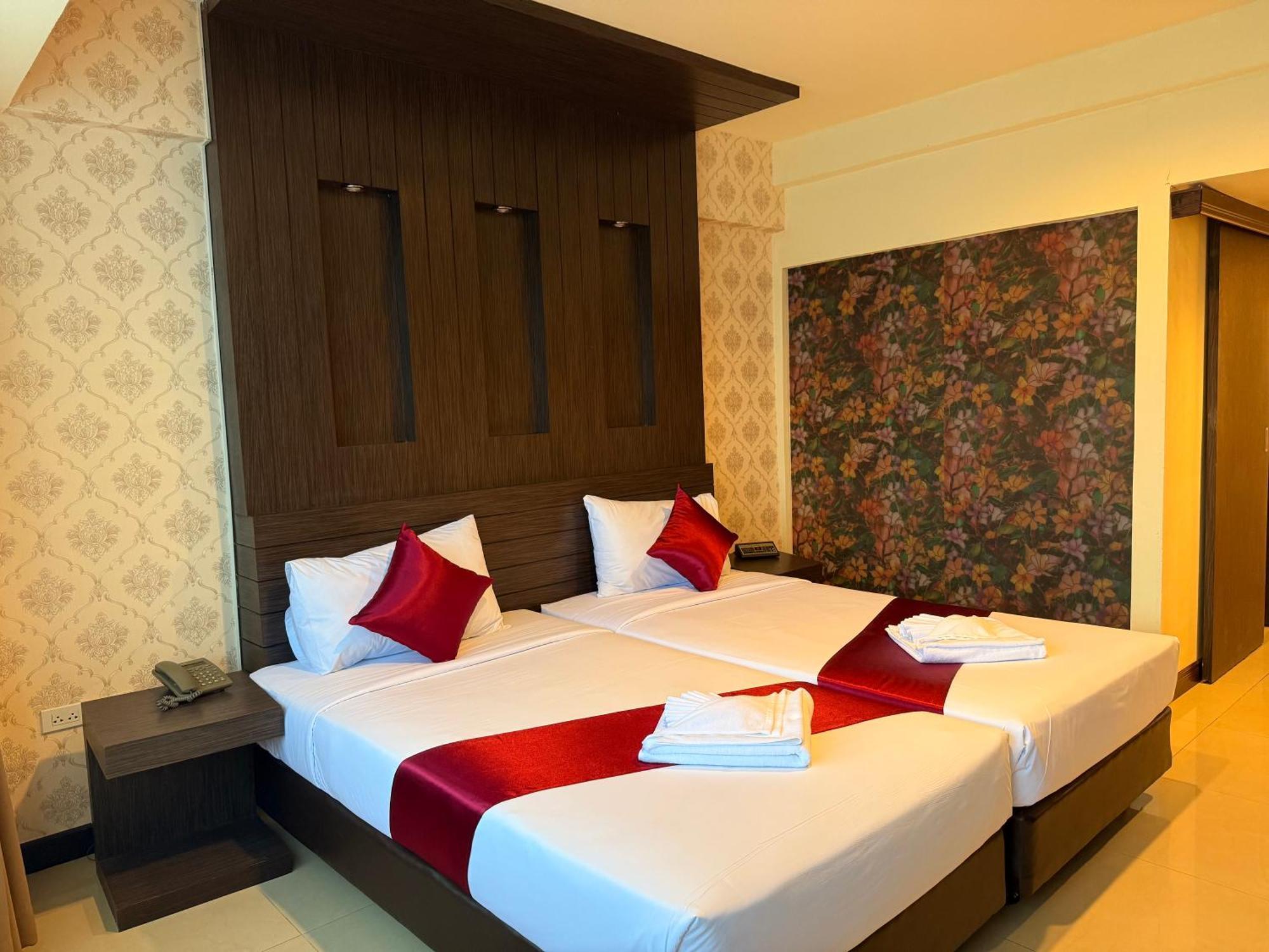 โรงแรม Suncity