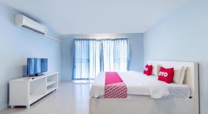 Hotel V Place 3*