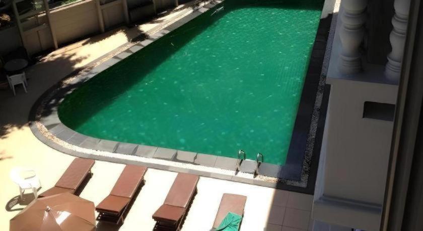 Lodge Honey Pattaya