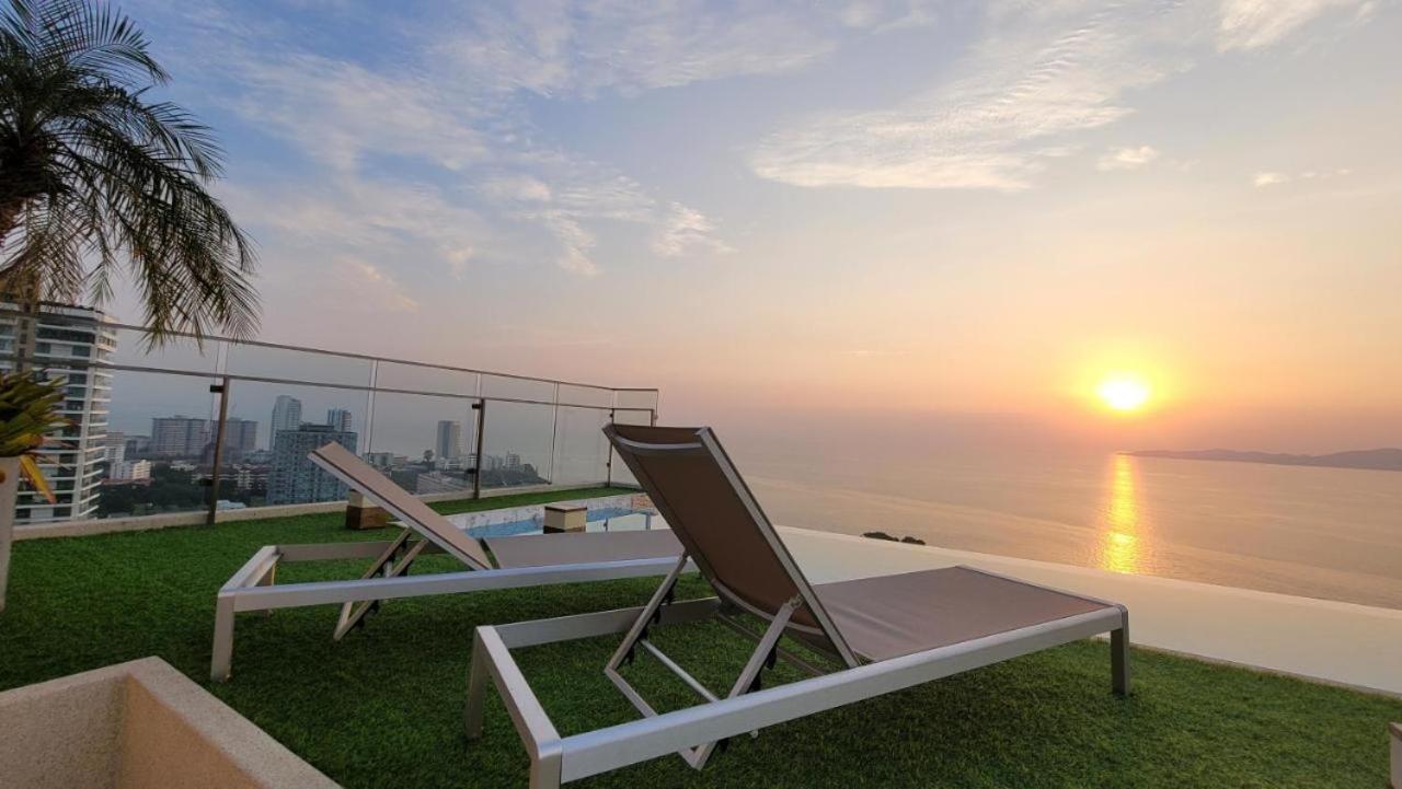 Apartment Sea View High Floor - Breathtaking Views Pattaya