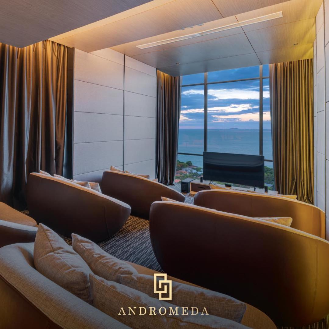 Apartment Sea View High Floor - Breathtaking Views Pattaya