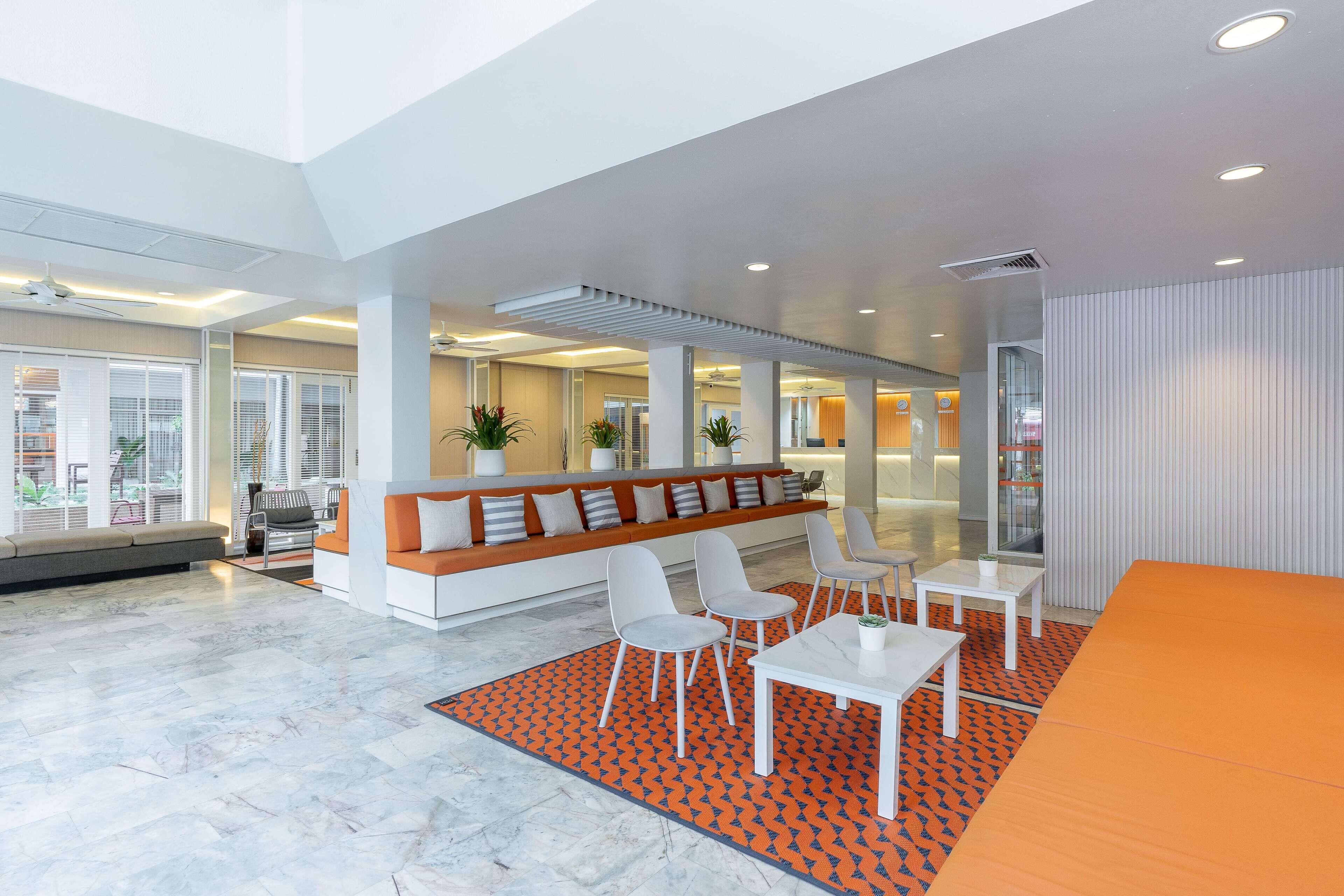 Sunshine & Residences Hotel