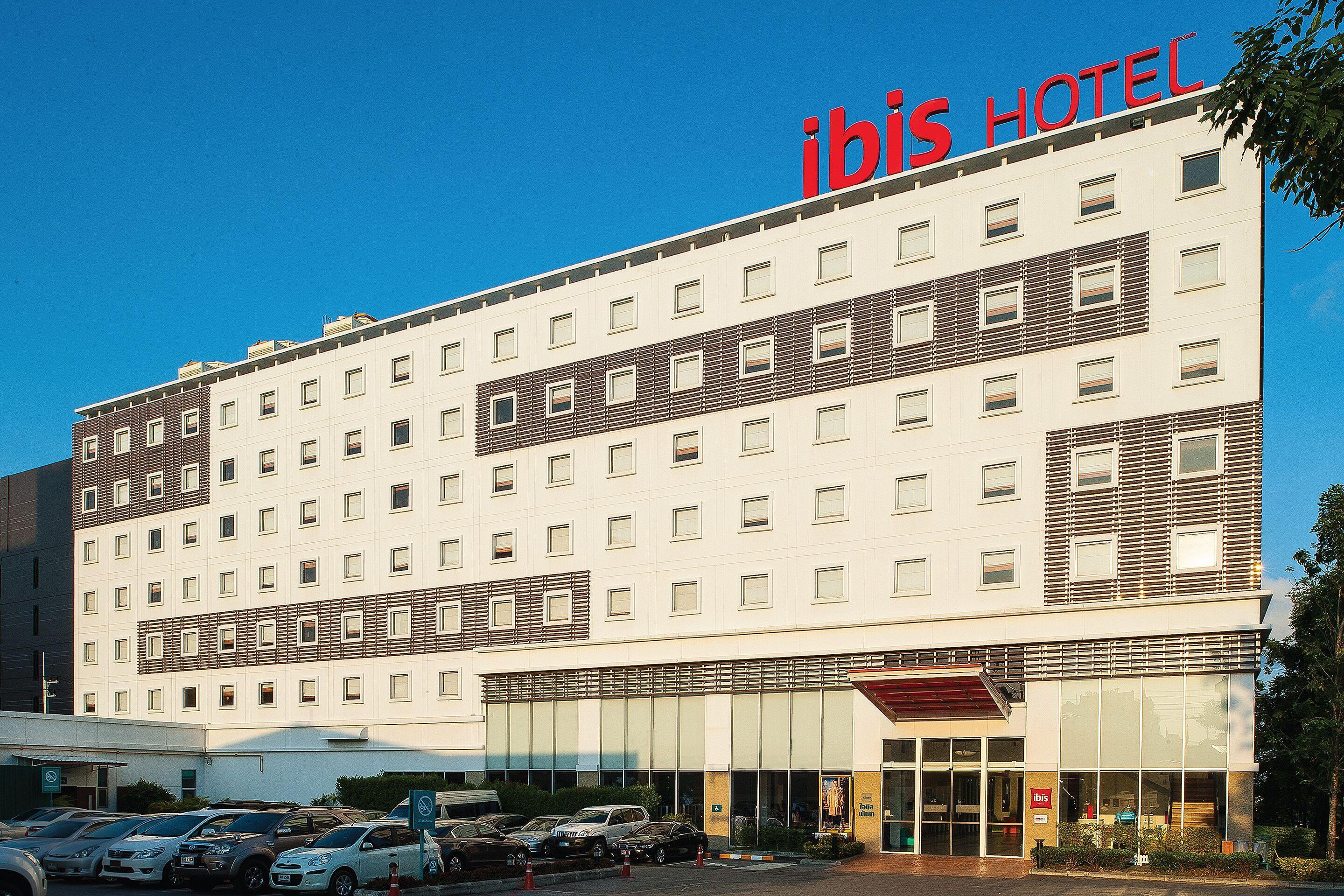 Ibis 3*