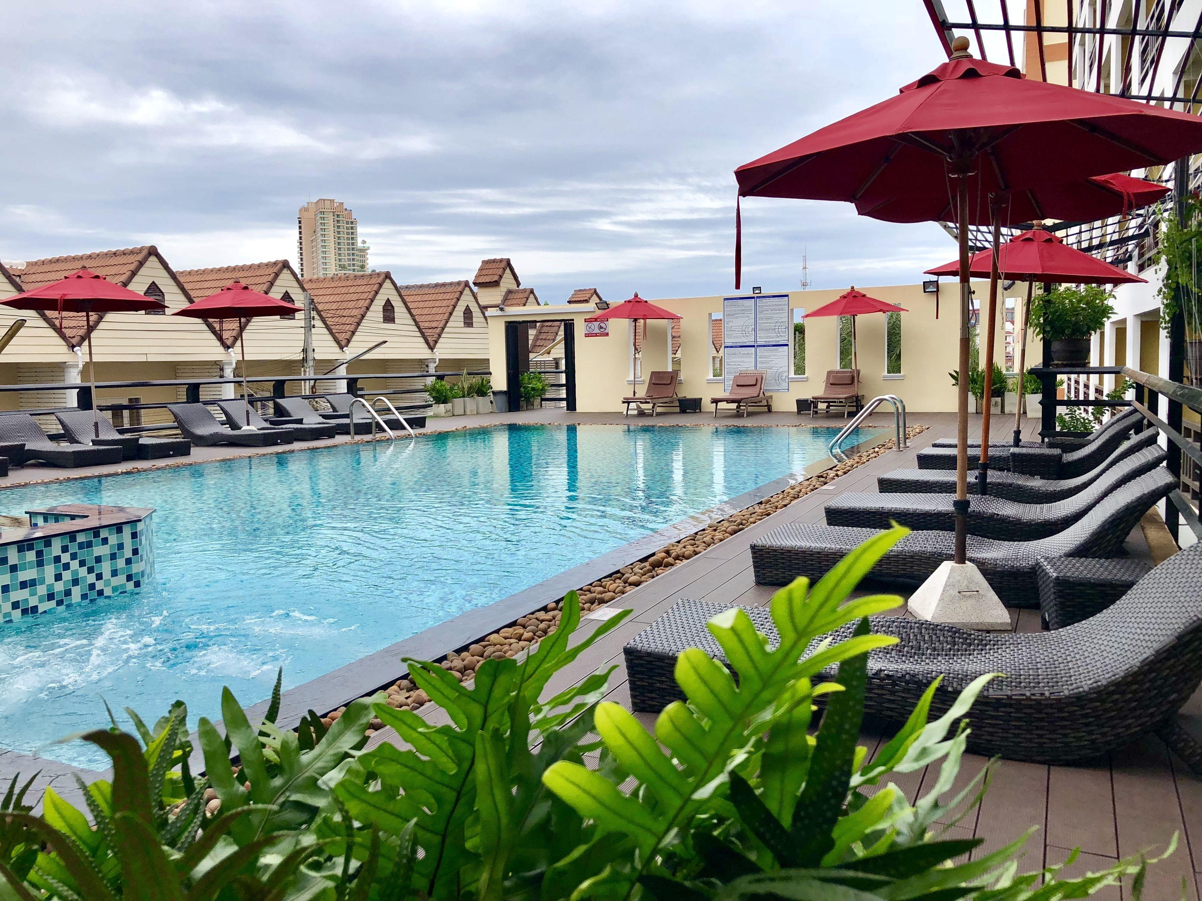 Golden Sea - Sha Extra Pattaya