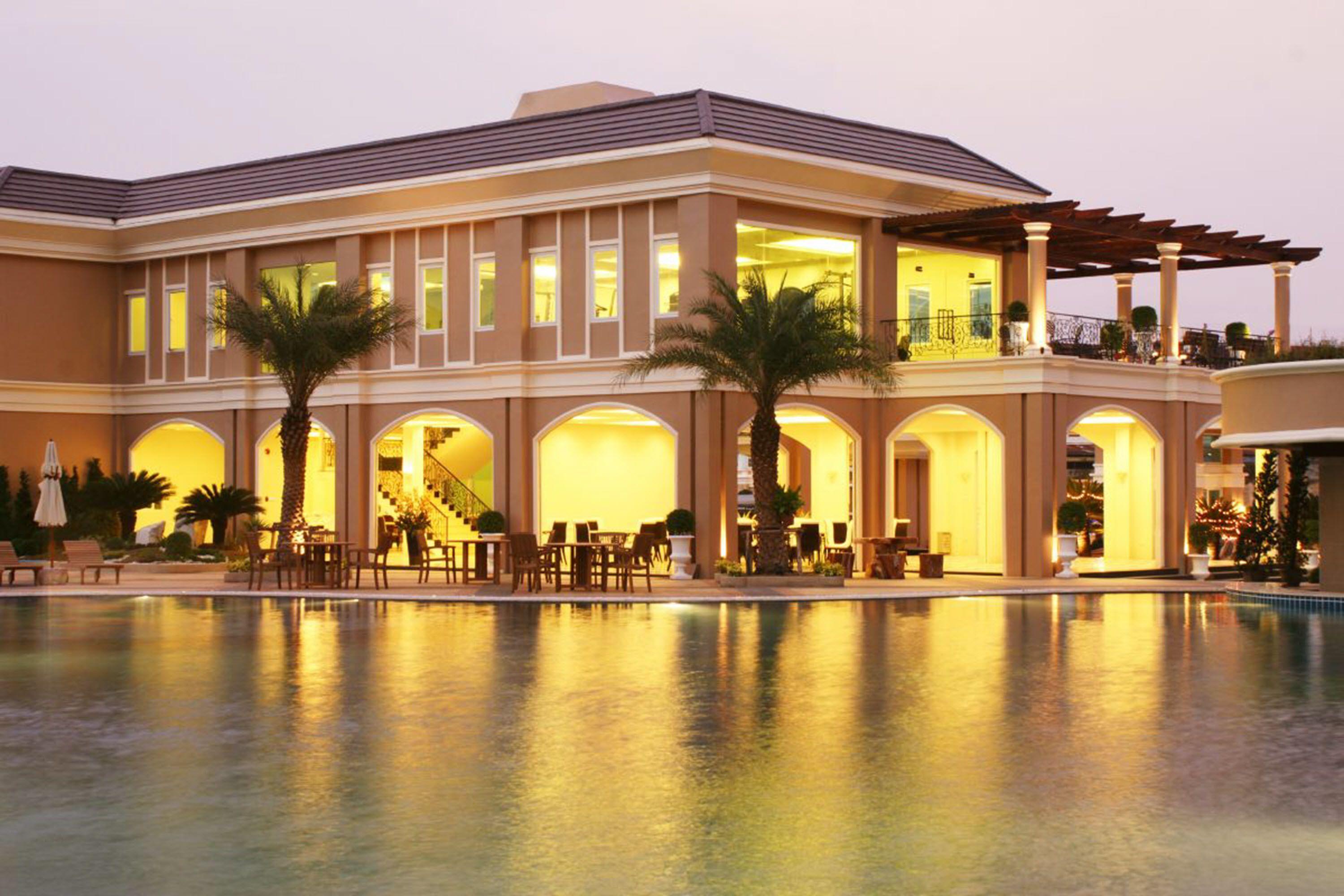 Lk Legend 4* Pattaya