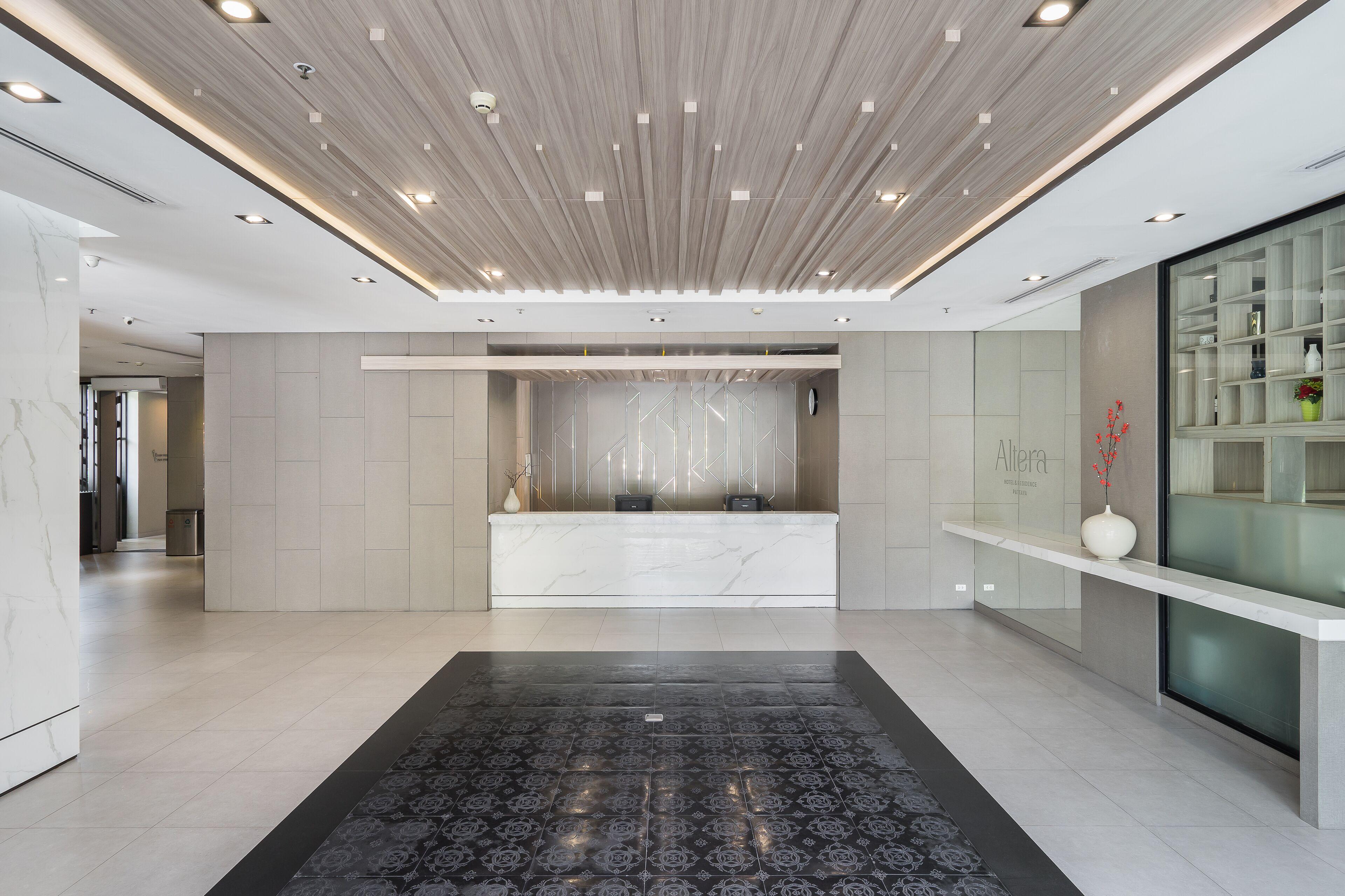 Hotel Altera And By At Mind 4*